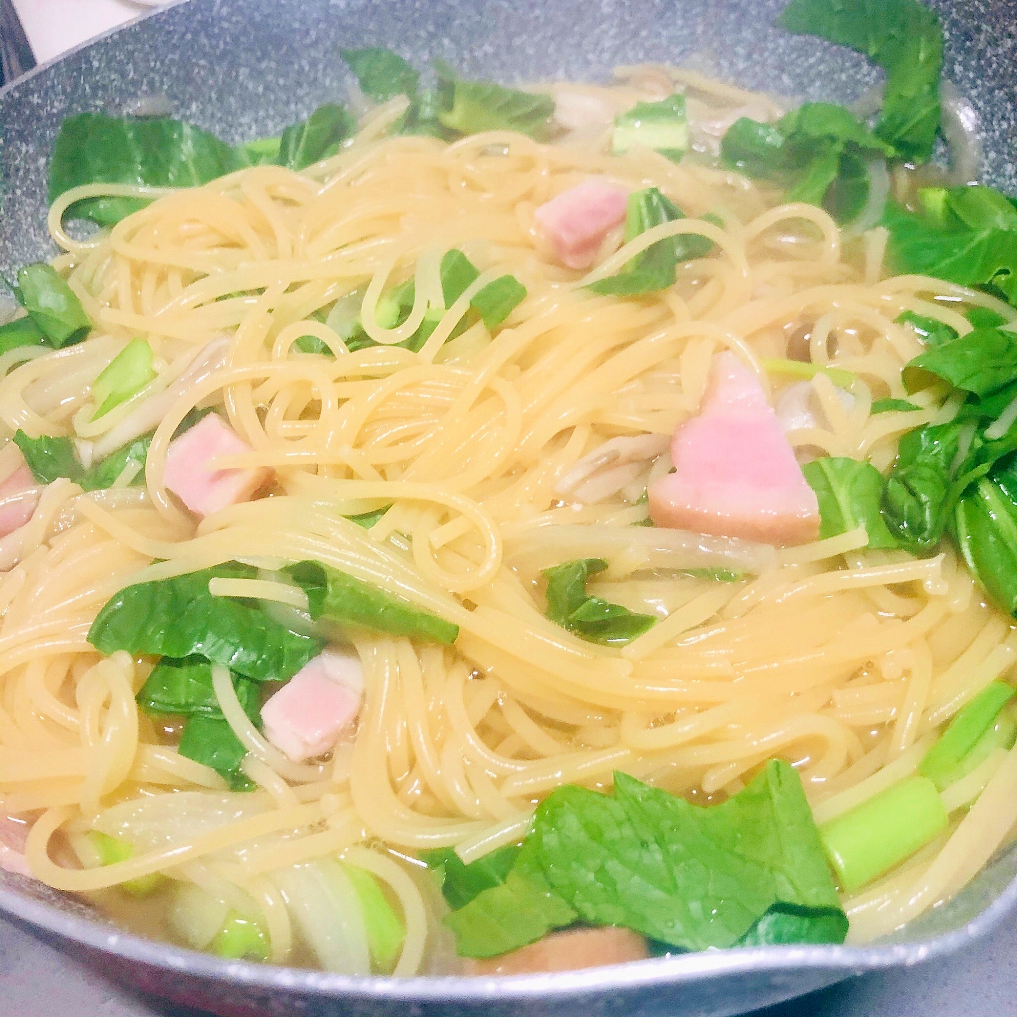 ベーコンとほうれん草の和風パスタ