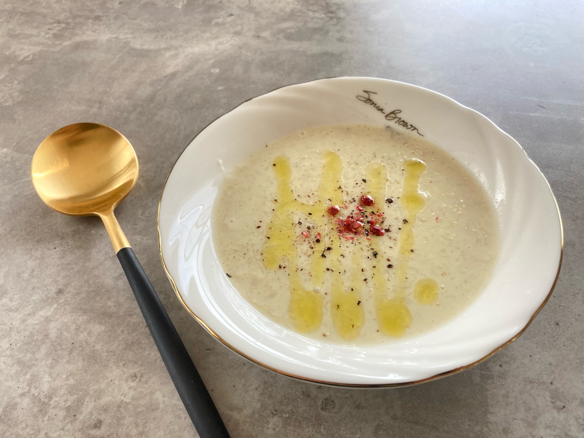 【とろろ芋消費】とろろ芋と豆乳のスープ