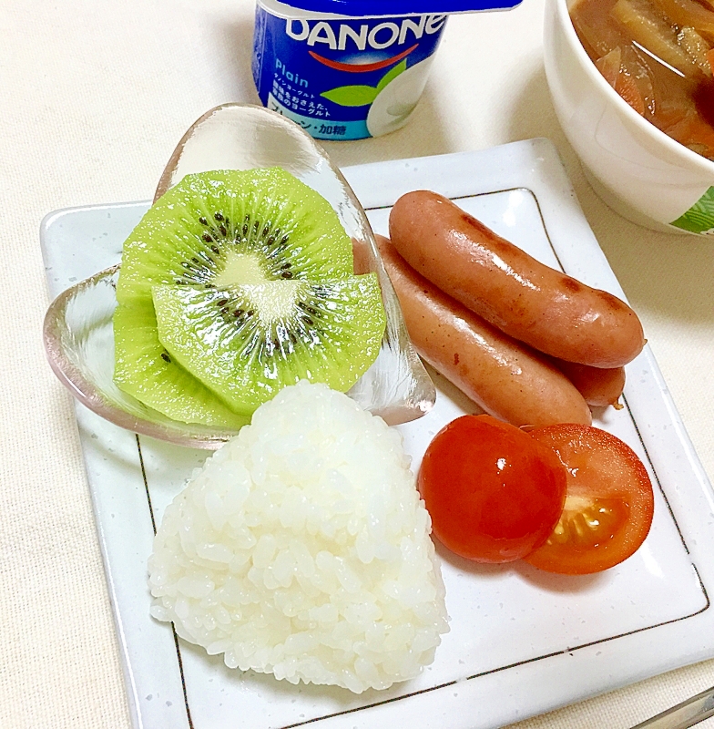 子供が好きな塩おむすびで朝ごはん レシピ 作り方 By Kuuuma 楽天レシピ