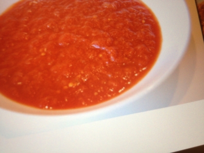 このレシピを見て、作ってみました。
このトマトソースでパスタも作ってみまして、とても美味しかったです。
彼女も大絶賛です。
ありがとうございました^ ^
