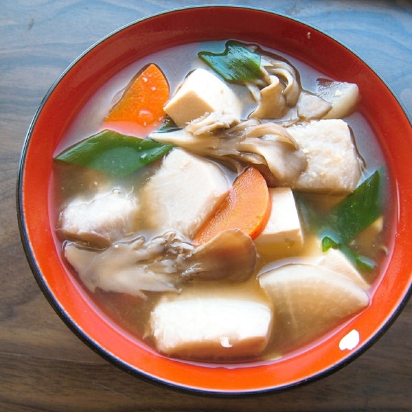 里芋と舞茸と大根の味噌汁 レシピ 作り方 By のん786 楽天レシピ 里芋と舞茸と大根の味噌汁 レシピ 作り方 By のん786 楽天レシピ