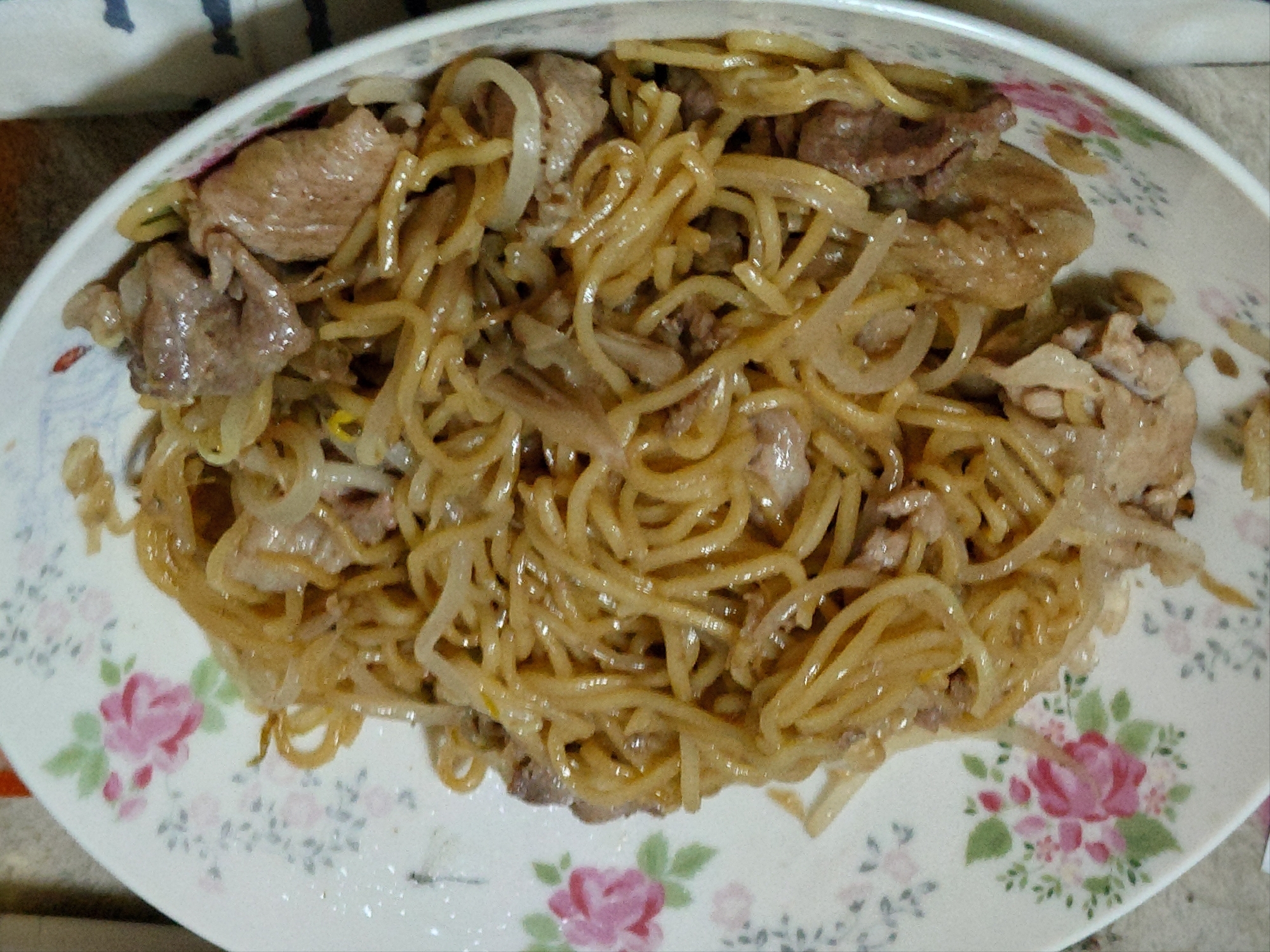 キャベツともやしのオイスター焼きそば