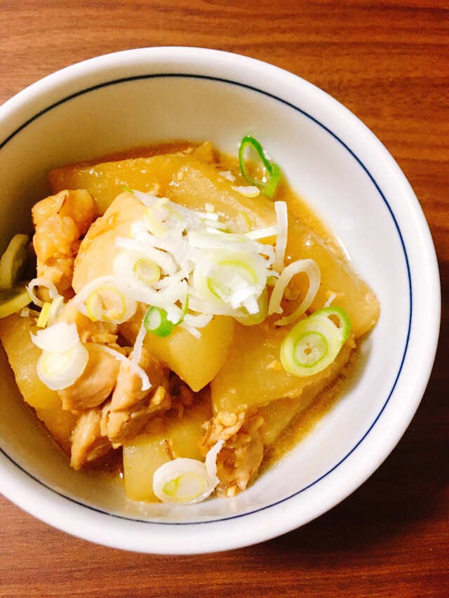 こっくり濃厚♪大根と鶏肉の味噌煮