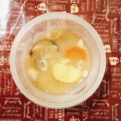 長芋椎茸の味噌汁