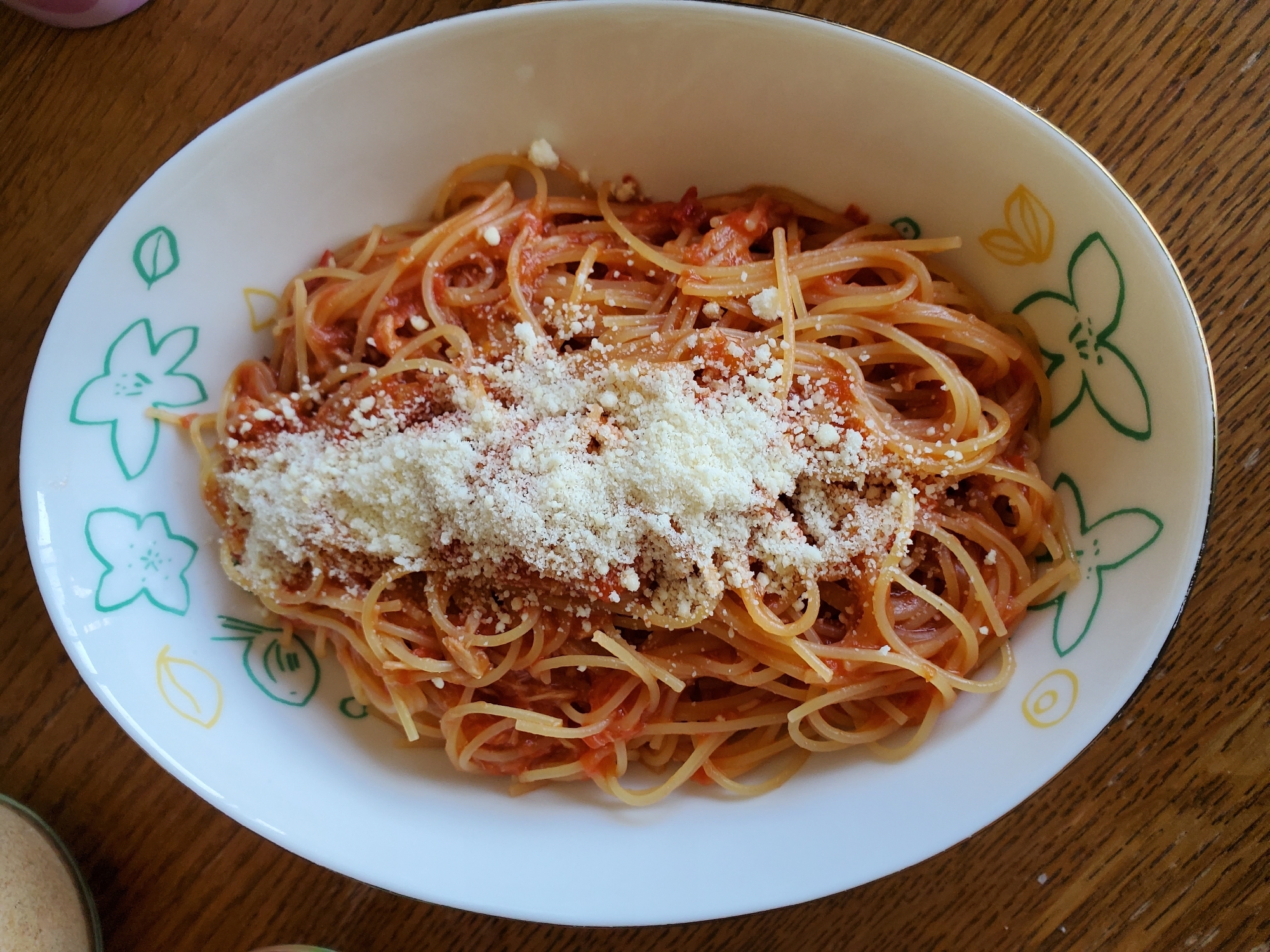 ツナとトマト缶のパスタ