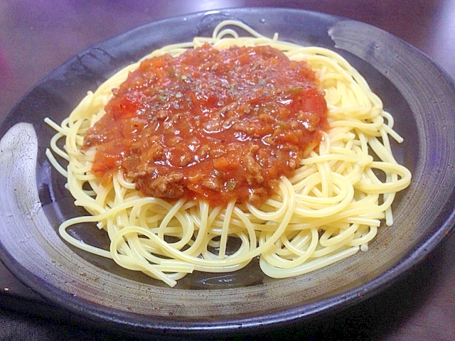 洋食屋のミートソーススパゲッティ