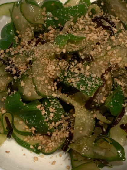 塩昆布の旨みと胡麻の香りが良くて、美味しかったです。