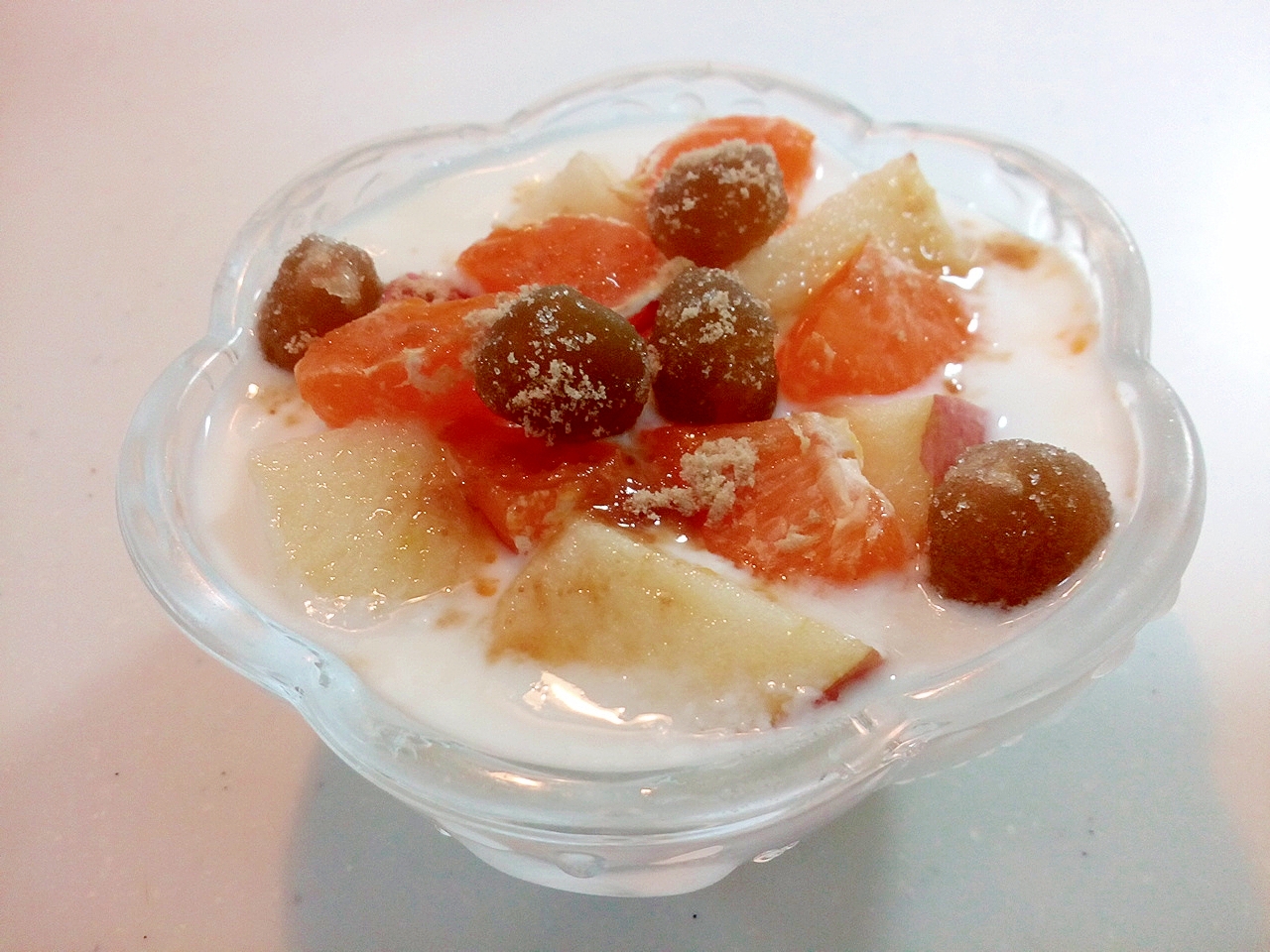 美的　林檎と蜜柑とうぐいす豆甘納豆のヨーグルト