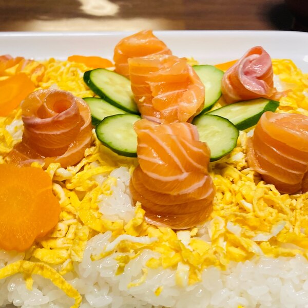 ひな祭りに サーモンのちらし寿司 レシピ 作り方 By コロン S Kitchen 楽天レシピ ひな祭りに サーモンのちらし寿司 レシピ 作り方 By コロン S Kitchen 楽天レシピ