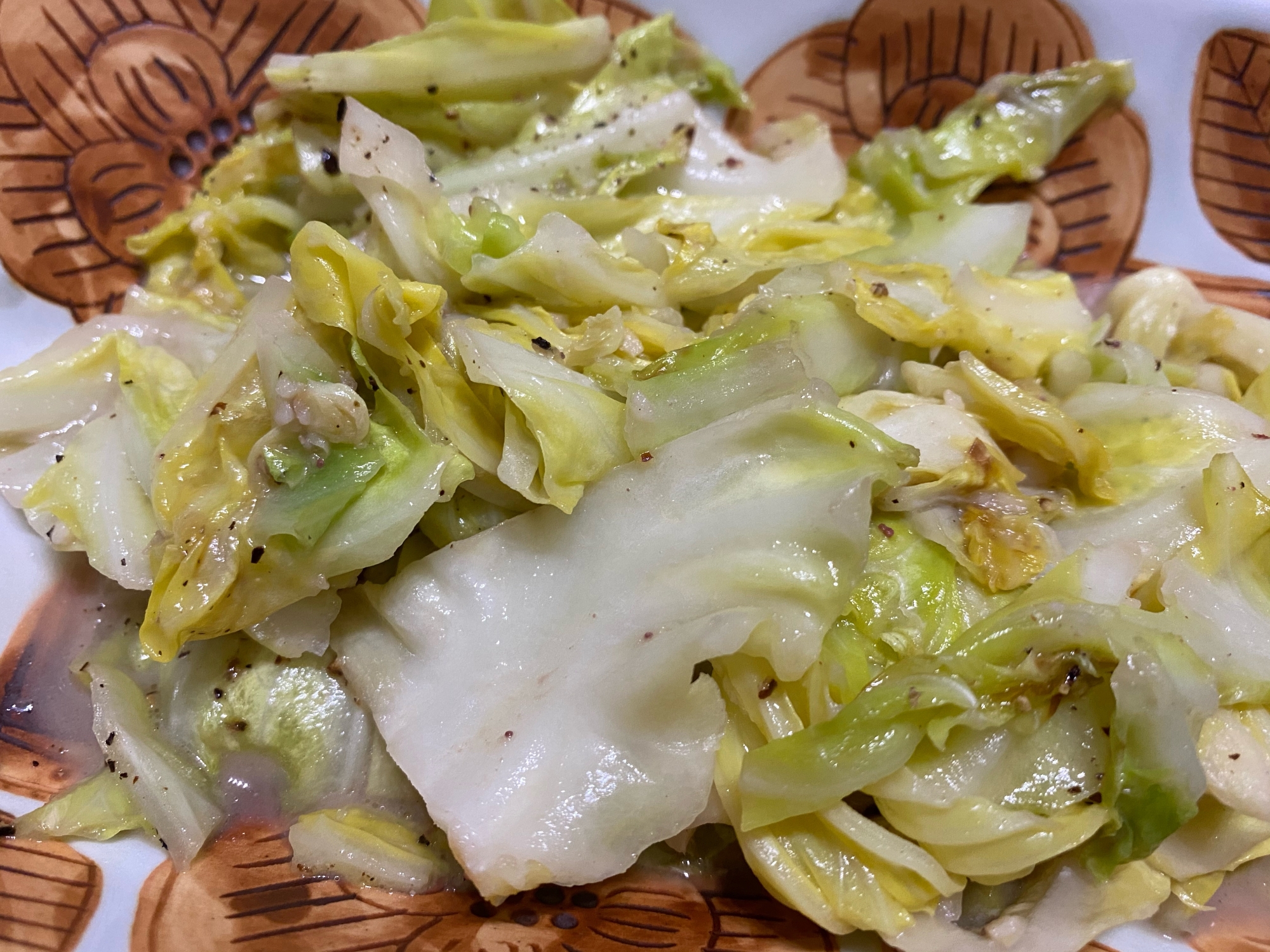 大人の味♪キャベツのアンチョビソテー