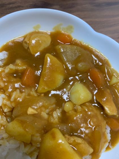 大根を消費したくて、初めて大根をカレーに入れてみました！
アリですね⭐︎美味しかったです。
参考になりました。
ありがとうございました（╹◡╹）