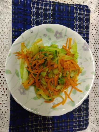 キャベツ人参炒め