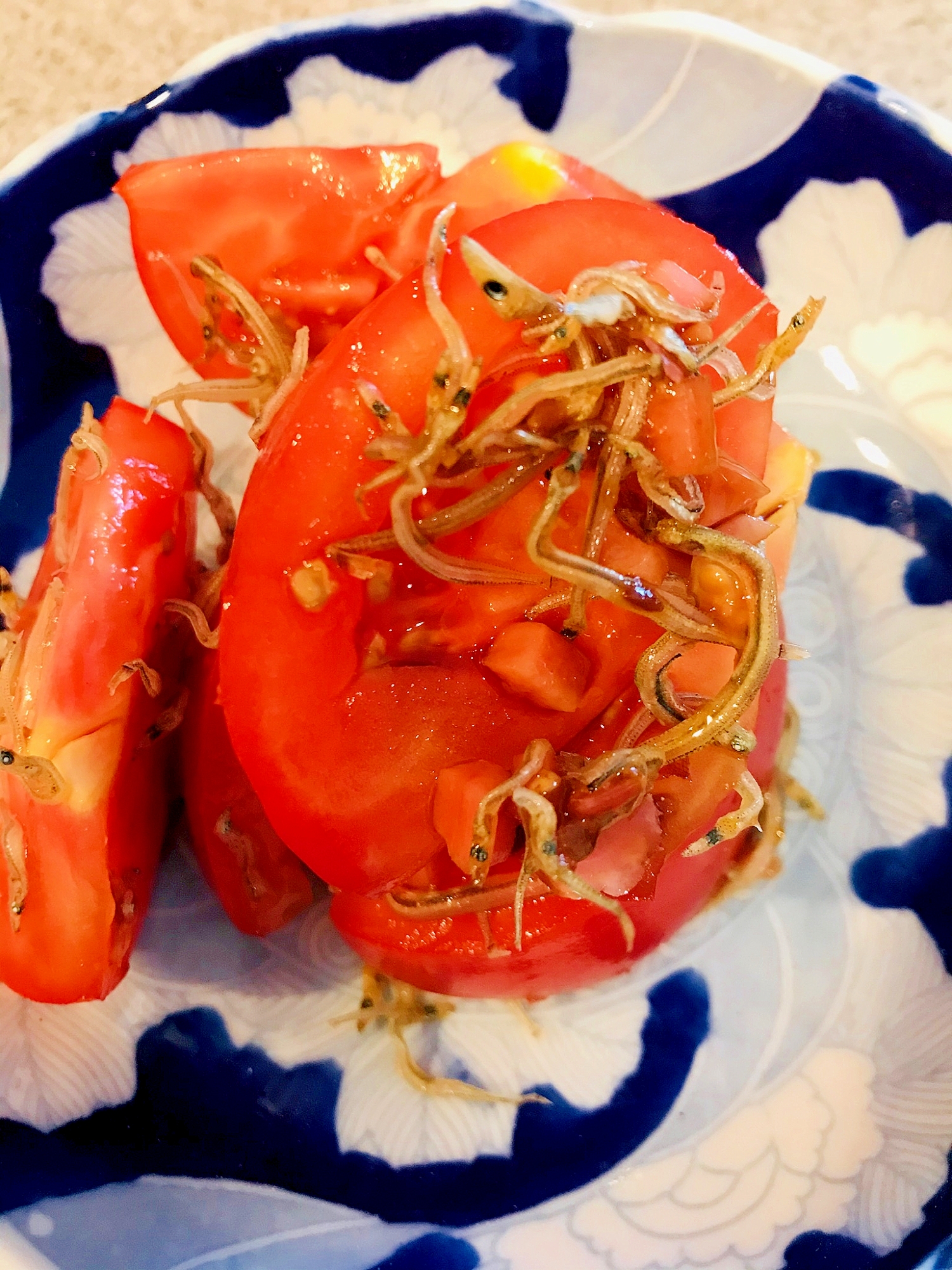 トマトと紅生姜のちりめんサラダ