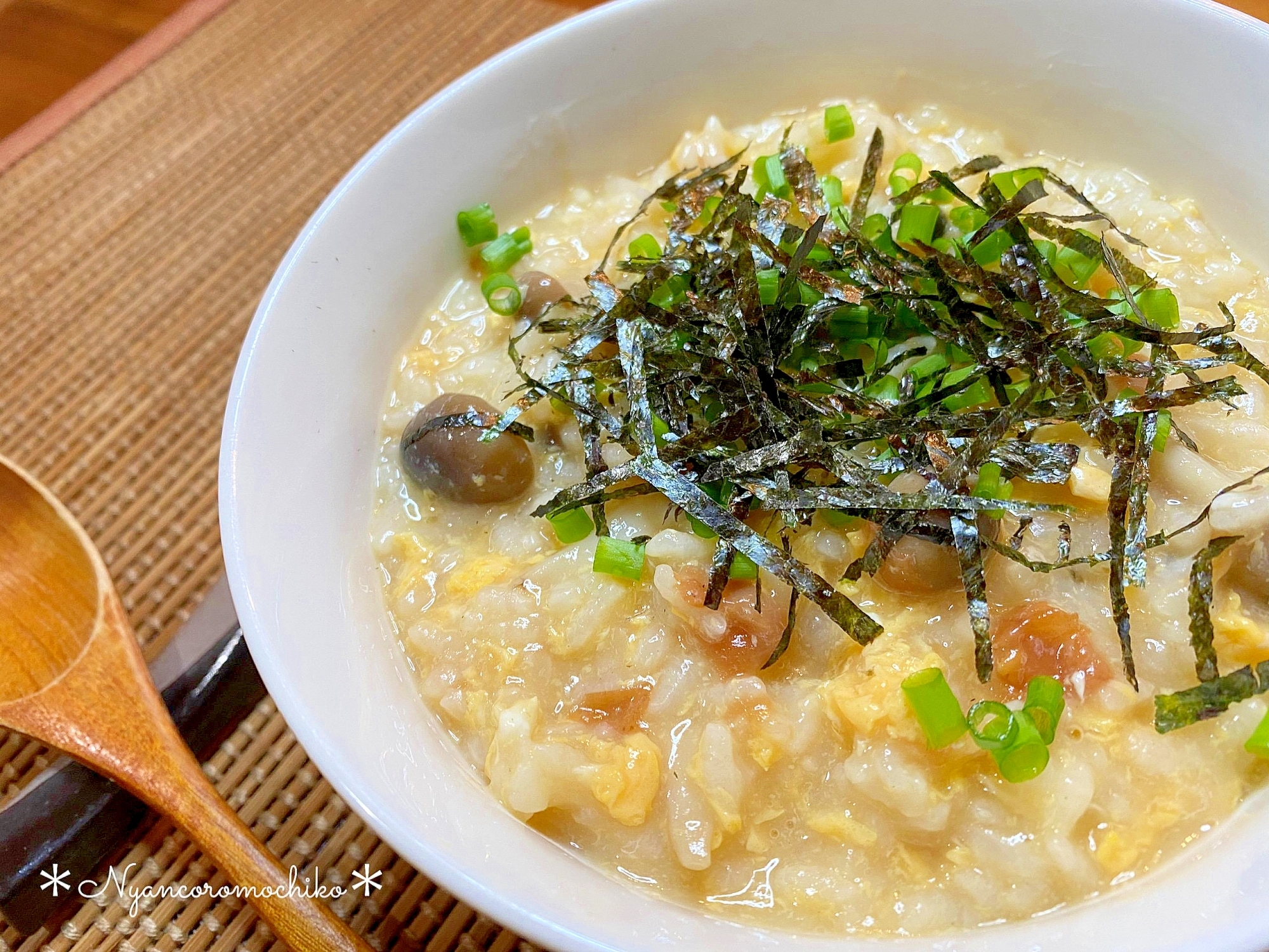 お腹に優しい♡梅と玉子の雑炊