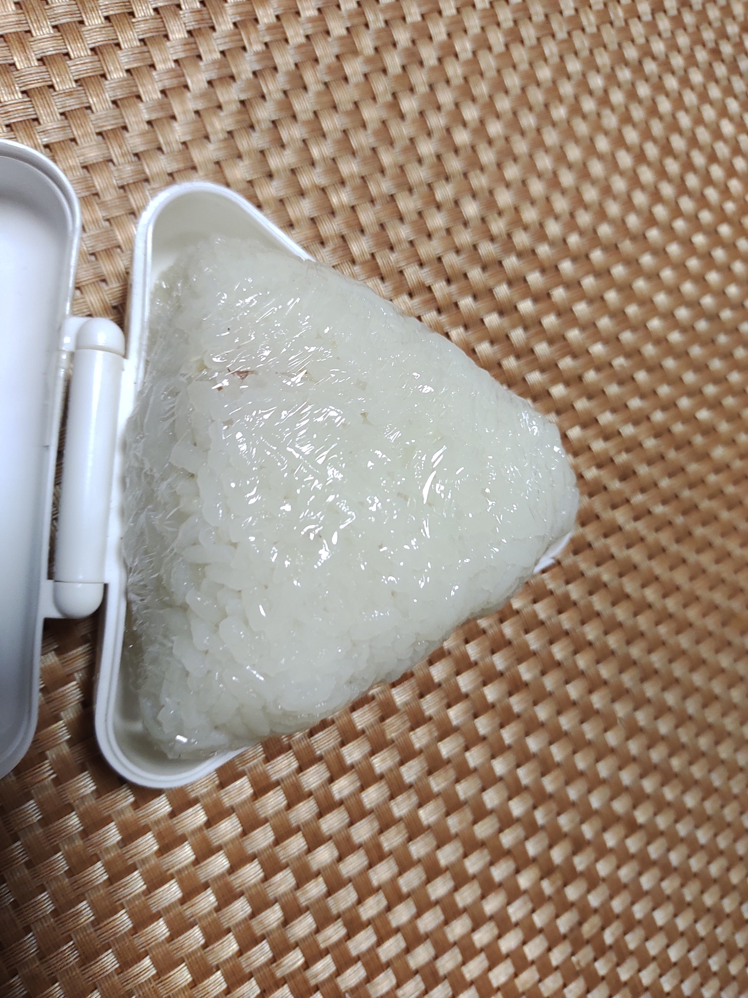 イカのカラシマヨおにぎり