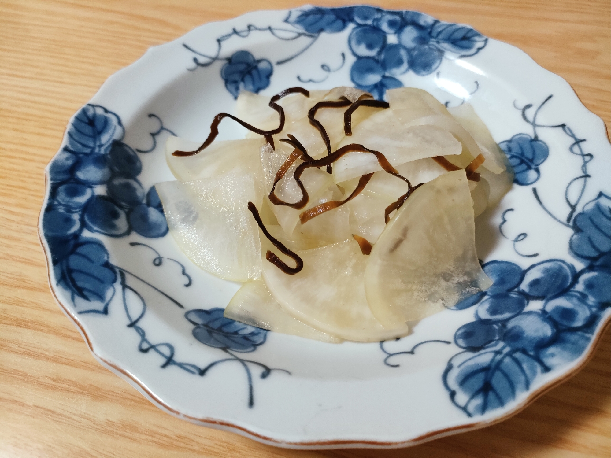 さっぱり☆大根のレモン風味塩昆布和え