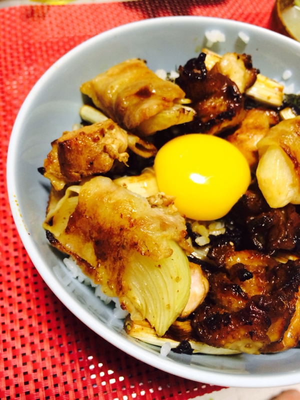 タレをプラス！ビールに良く合う焼き鳥丼♡