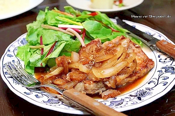 豚肉の玉ねぎソース