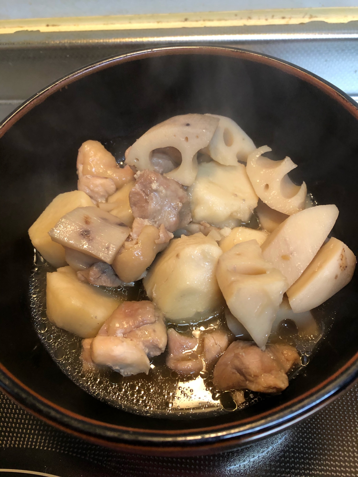 ハチミツで優しい甘さ♪鶏肉と蓮根と里芋の煮物^_^