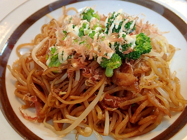 肉かすともやしとブロッコリーの富士宮焼きそば レシピ 作り方 By ぷ みぃまま 楽天レシピ