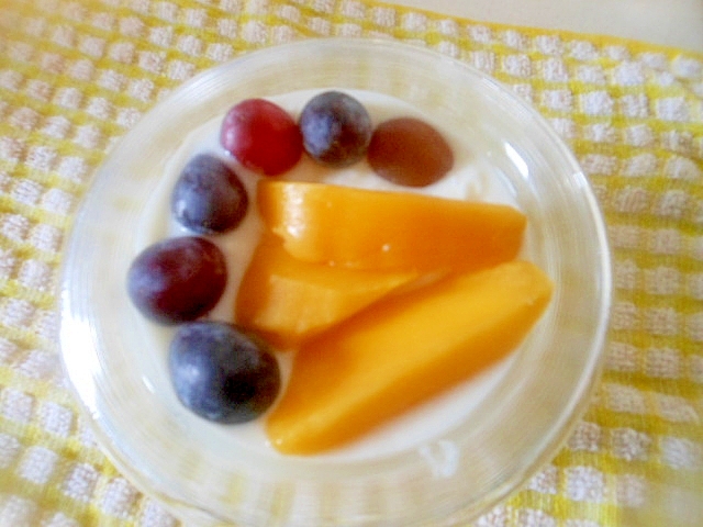 ☆マンゴーと葡萄のヨーグルト☆