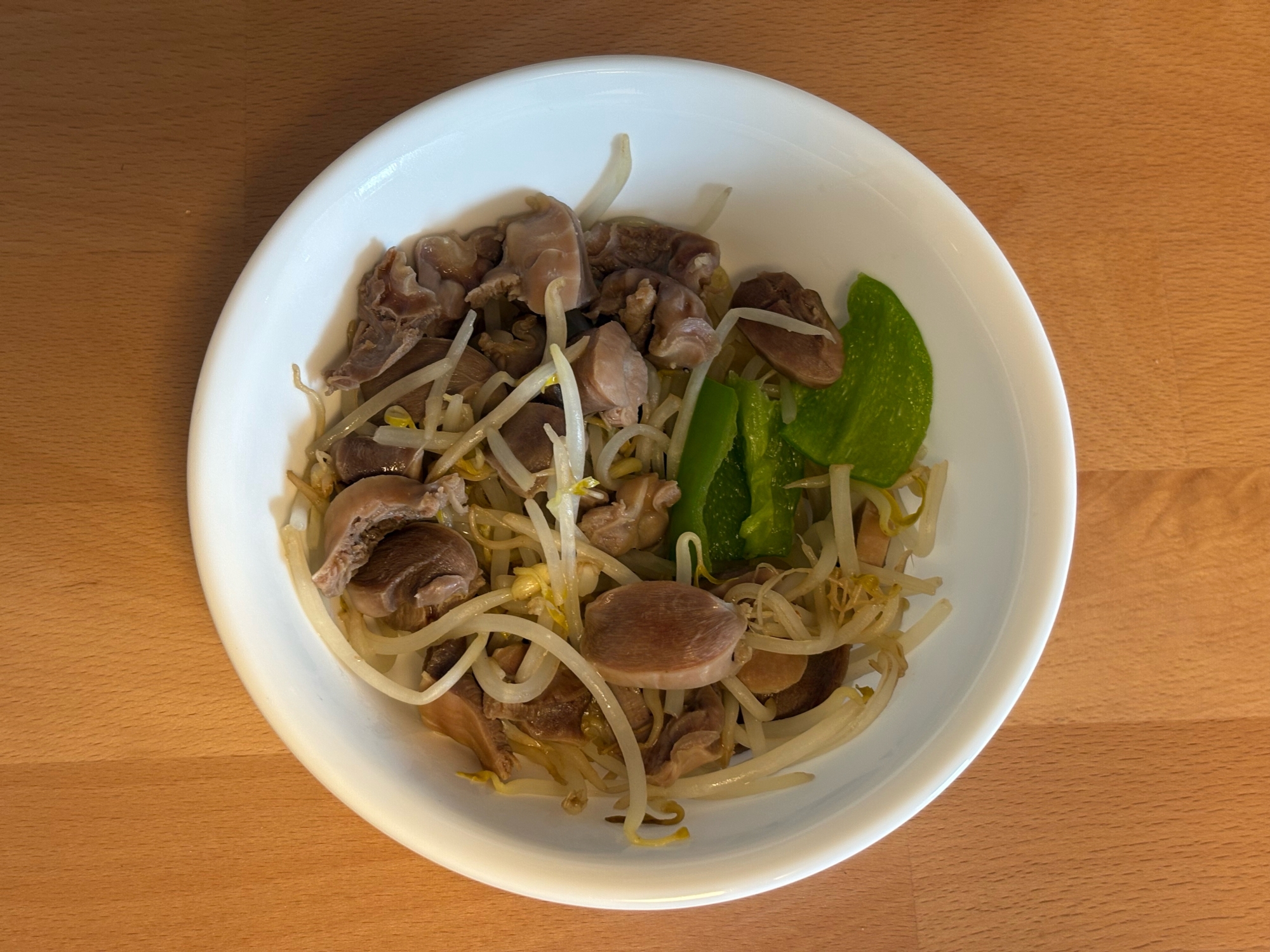 砂肝とピーマンのもやし炒め