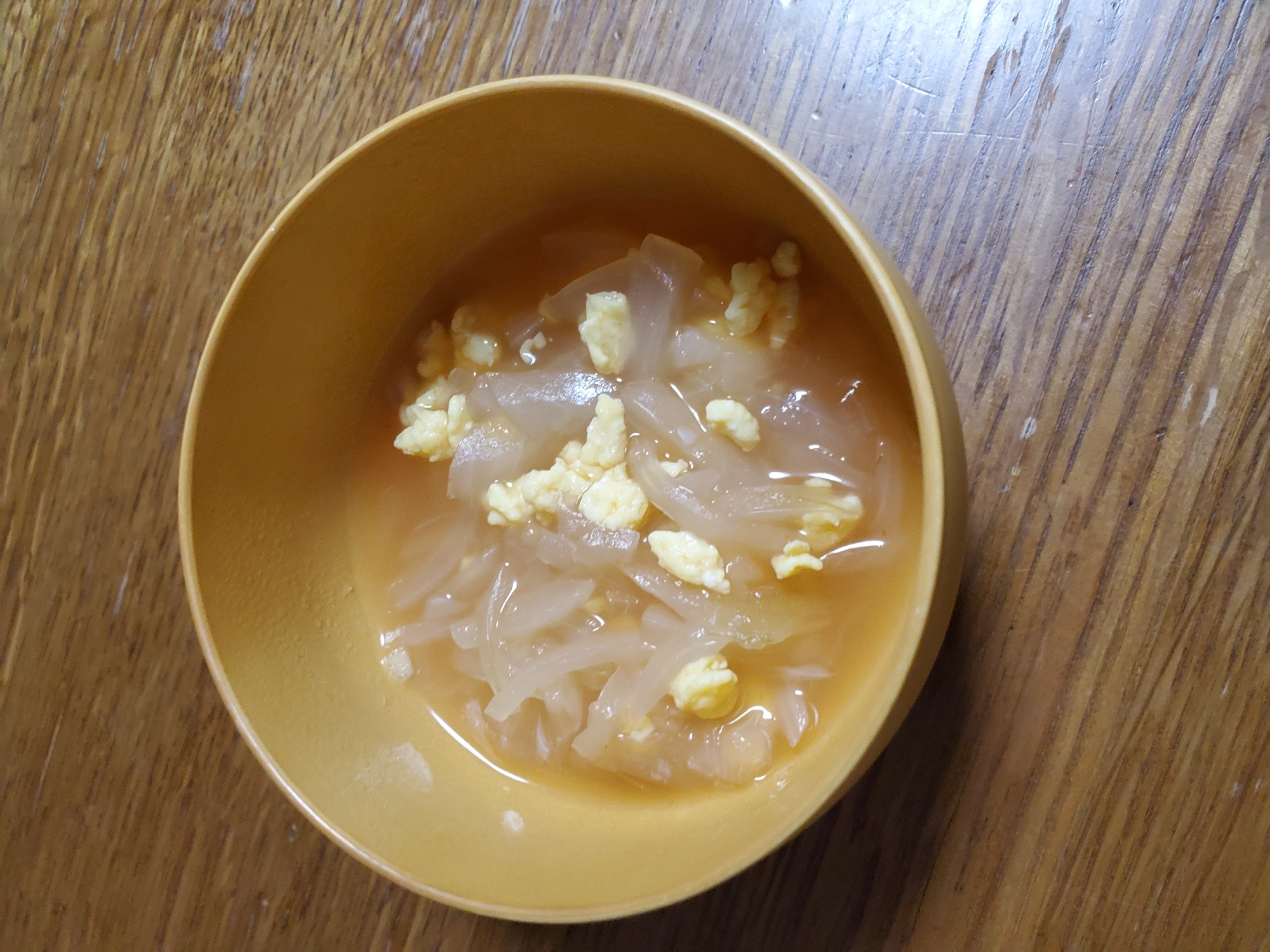 玉ねぎ炒り卵のスープ