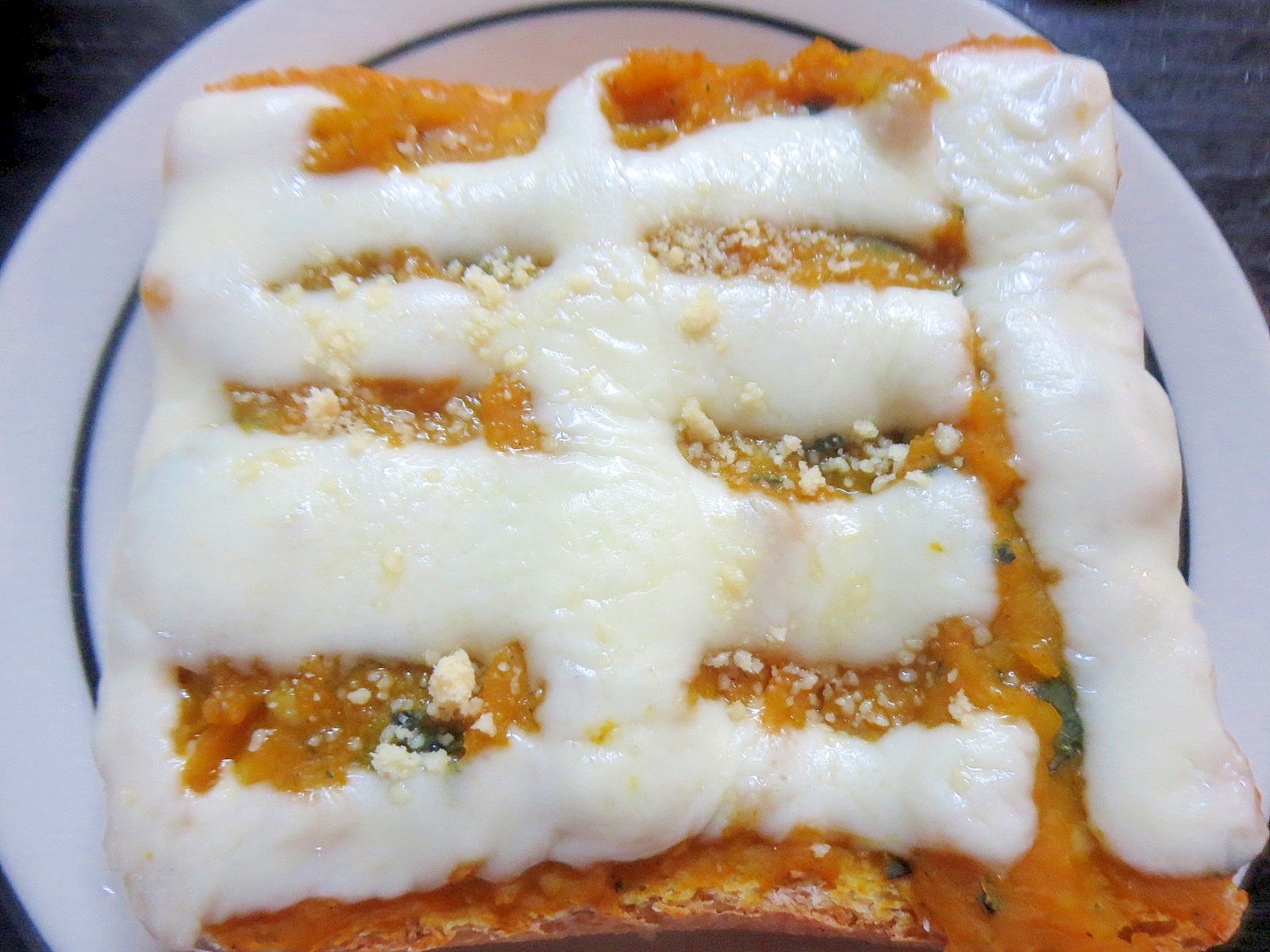南瓜のチーズトースト