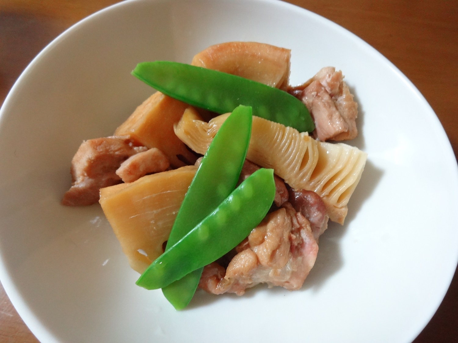 鶏もも肉とタケノコの煮物