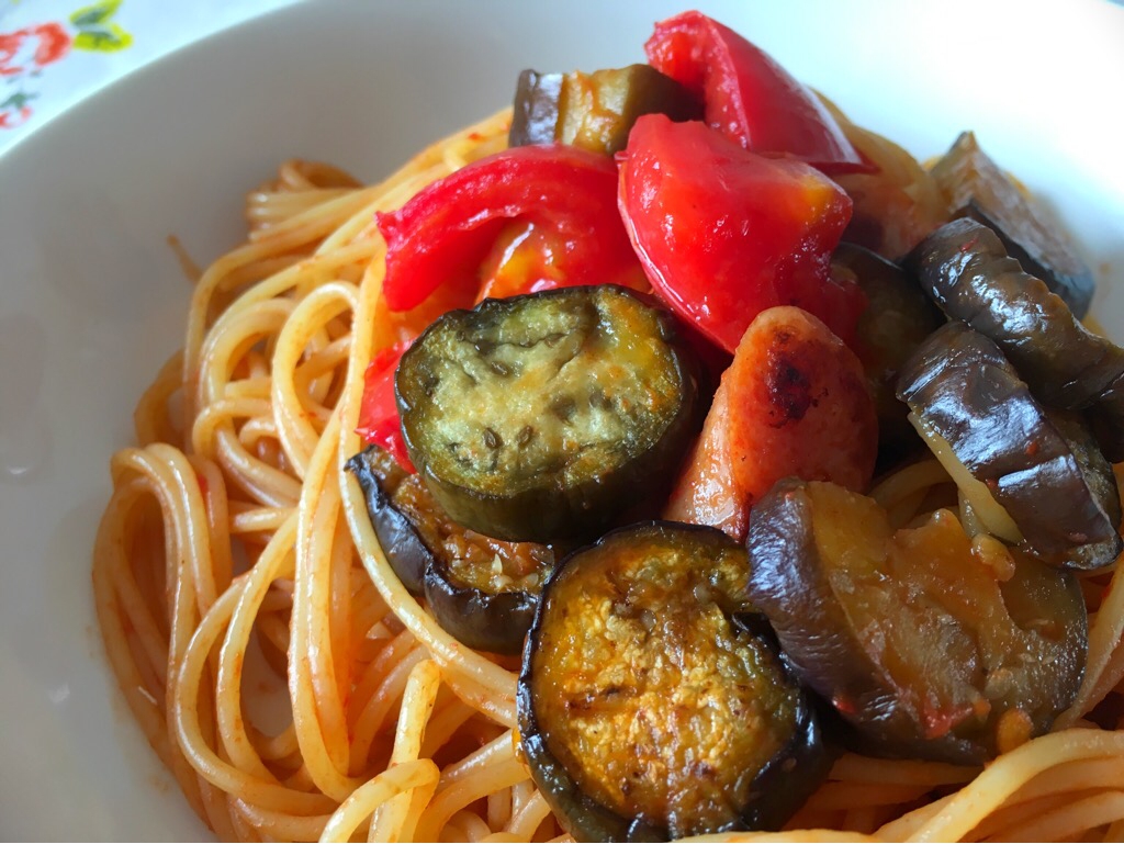 トマト缶なし ケチャップで簡単ナポリタン レシピ 作り方 By にこちゃん86 楽天レシピ トマト缶なし ケチャップで簡単ナポリタン レシピ 作り方 By にこちゃん86 楽天レシピ