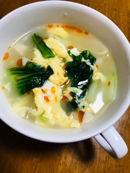 青梗菜と水餃子の卵スープ