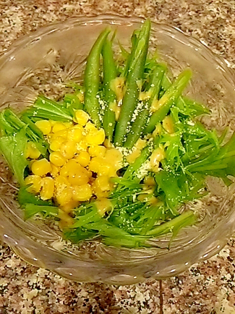 水菜とコーンのカンタン酢サラダ