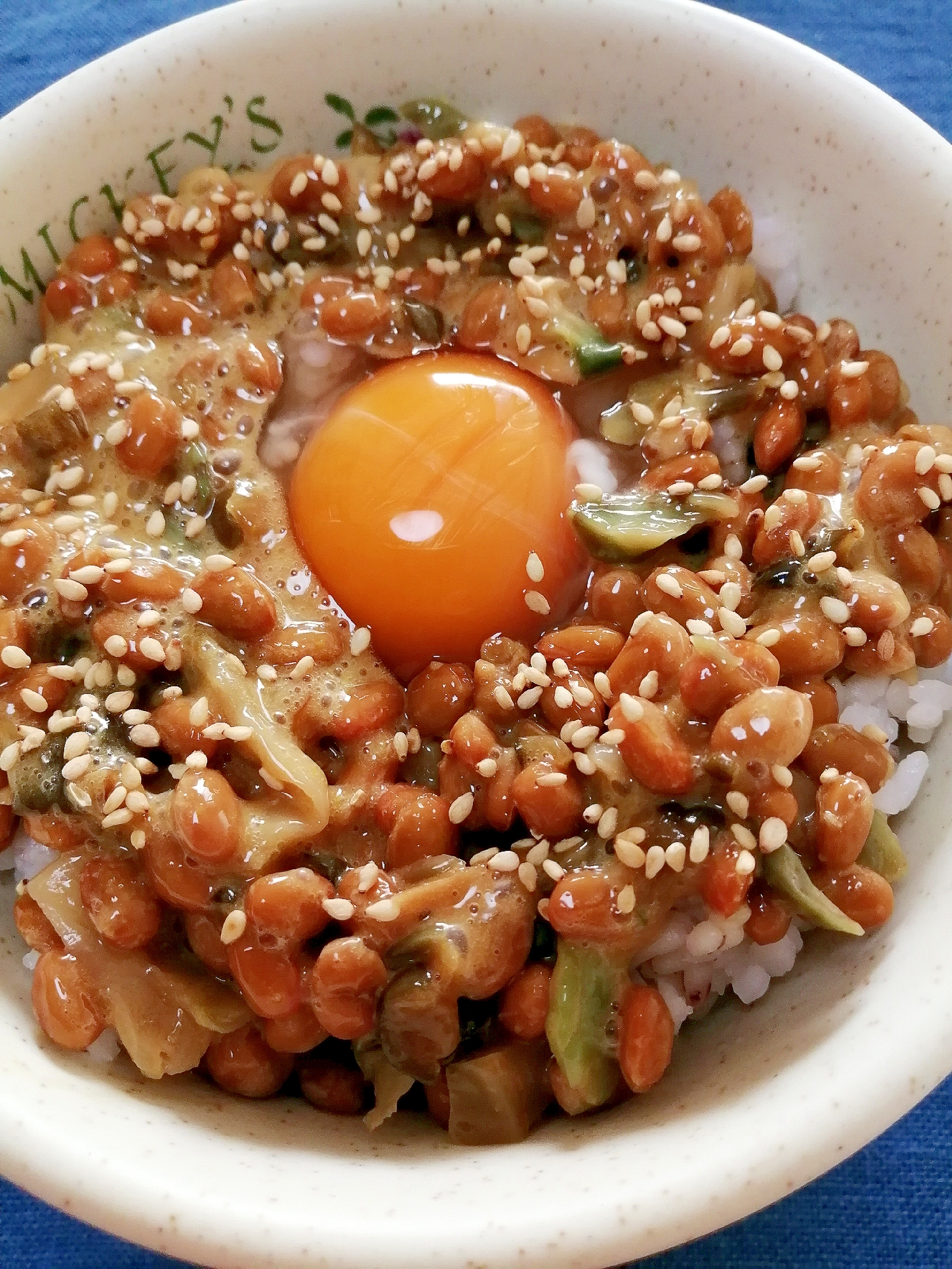 納豆の食べ方-生玉子＆ザーサイ胡瓜漬物♪