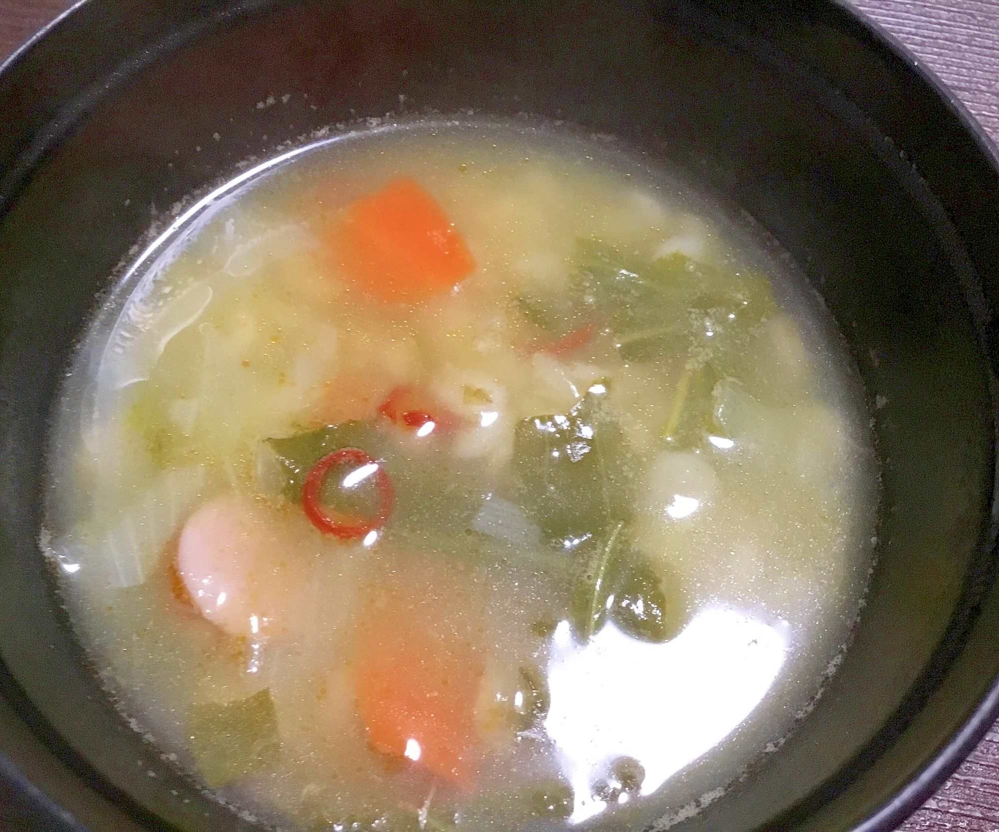 冬菜ともち麦のピリ辛スープ