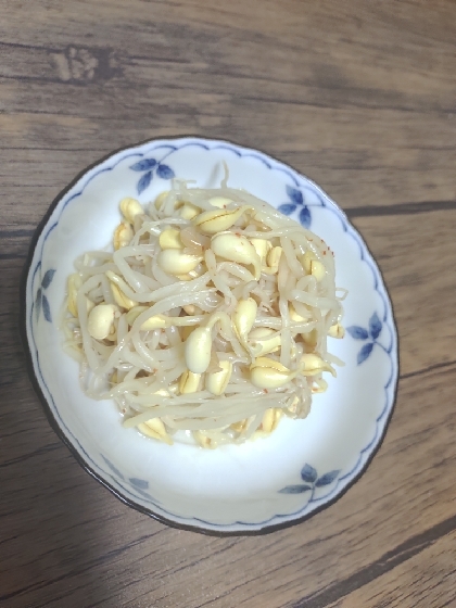 ３０円、５分でみんなよろこぶ　もやし炒め