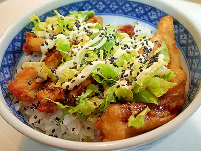 ソース/マヨで　太刀魚の天ぷらとサラダ菜の丼