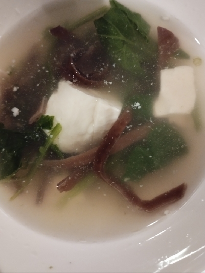 ほうれん草と豆腐とわかめの中華スープ