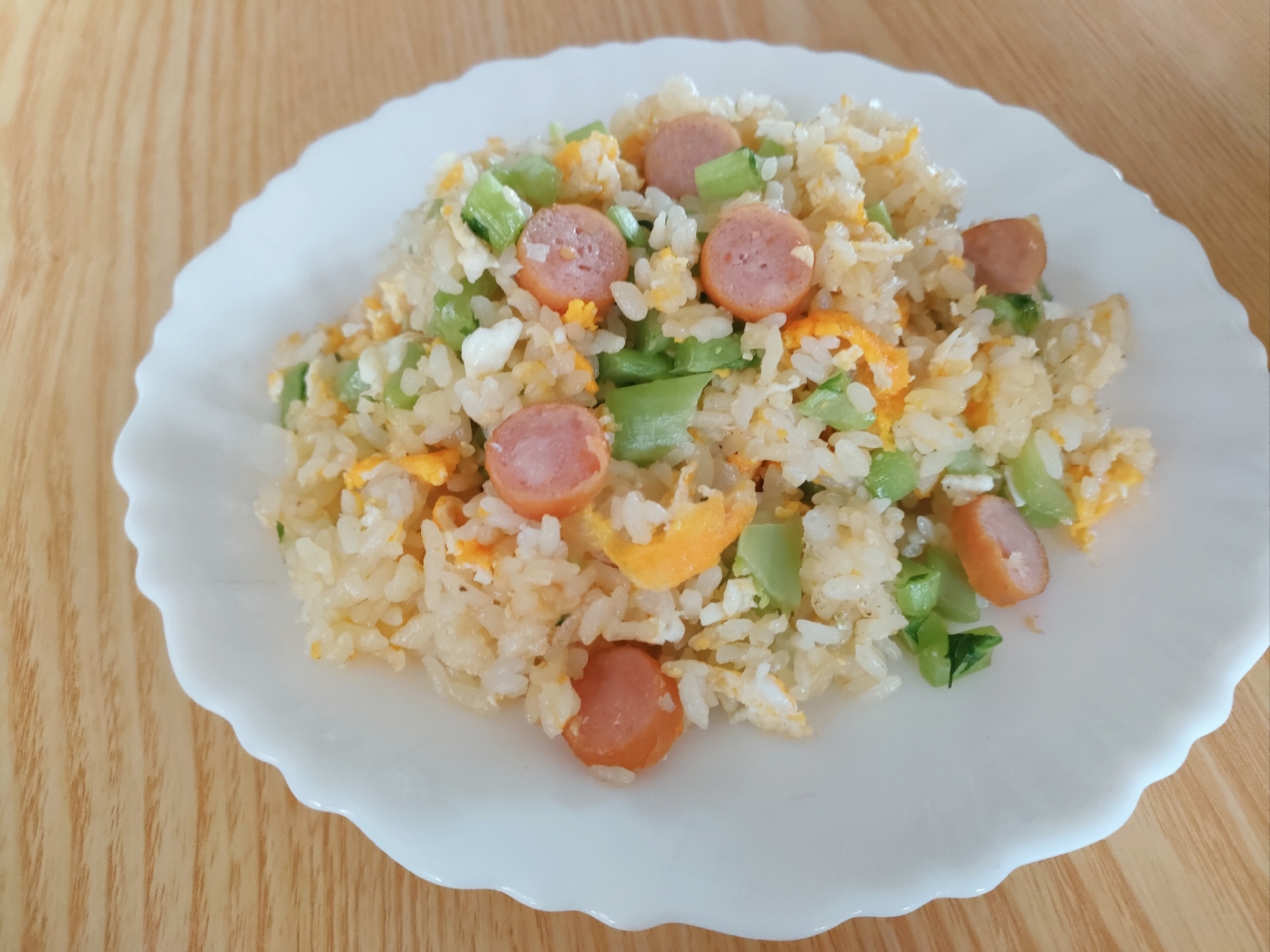 大根葉とウインナーの卵炒飯