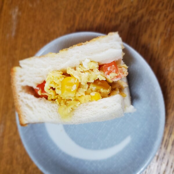 人参とコーンの卵炒めサンド レシピ 作り方 By 4045g 楽天レシピ 人参とコーンの卵炒めサンド レシピ 作り方 By 4045g 楽天レシピ