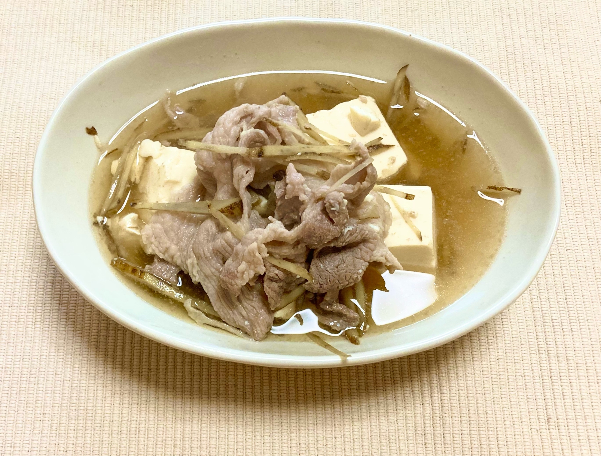 ごぼう香る簡単肉豆腐