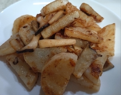 長芋とキノコのバターソテー＼(-o-)／