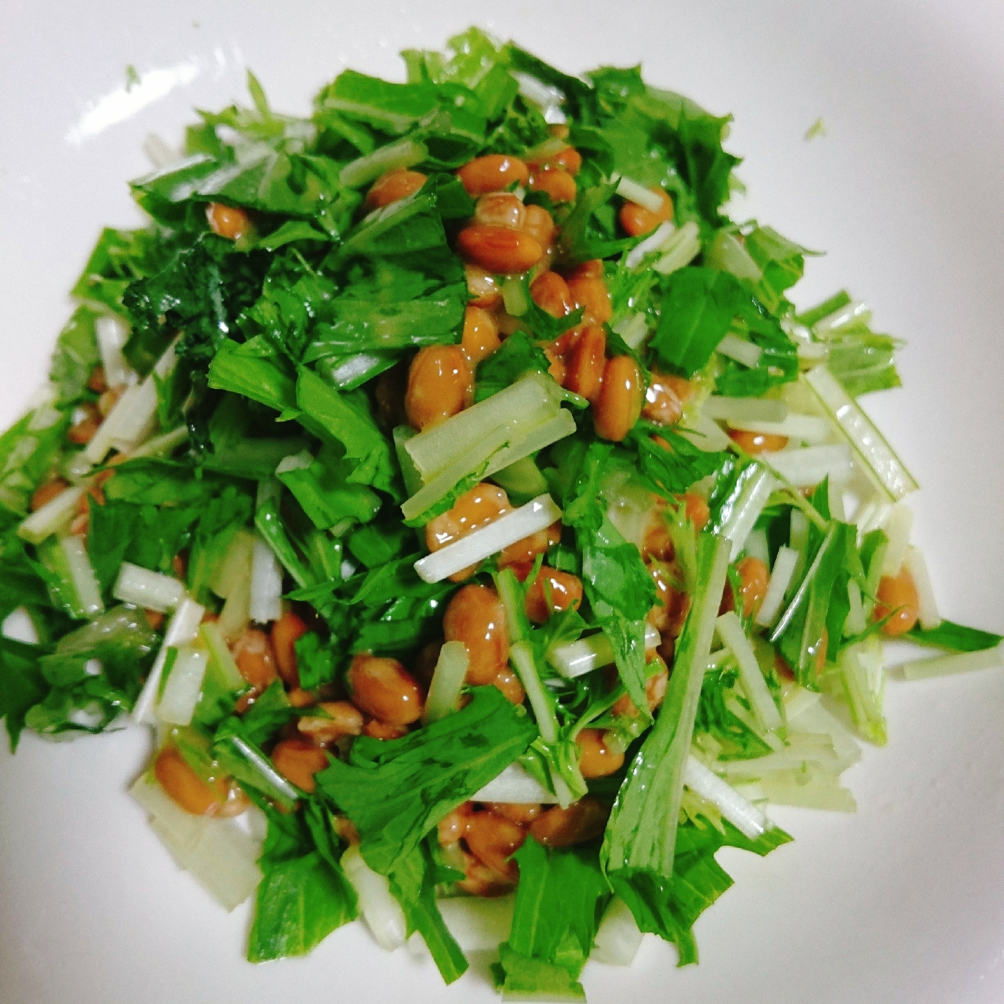 水菜と納豆のサラダ