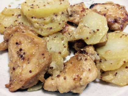 鶏モモ肉をフレンチ風マスタードソースで