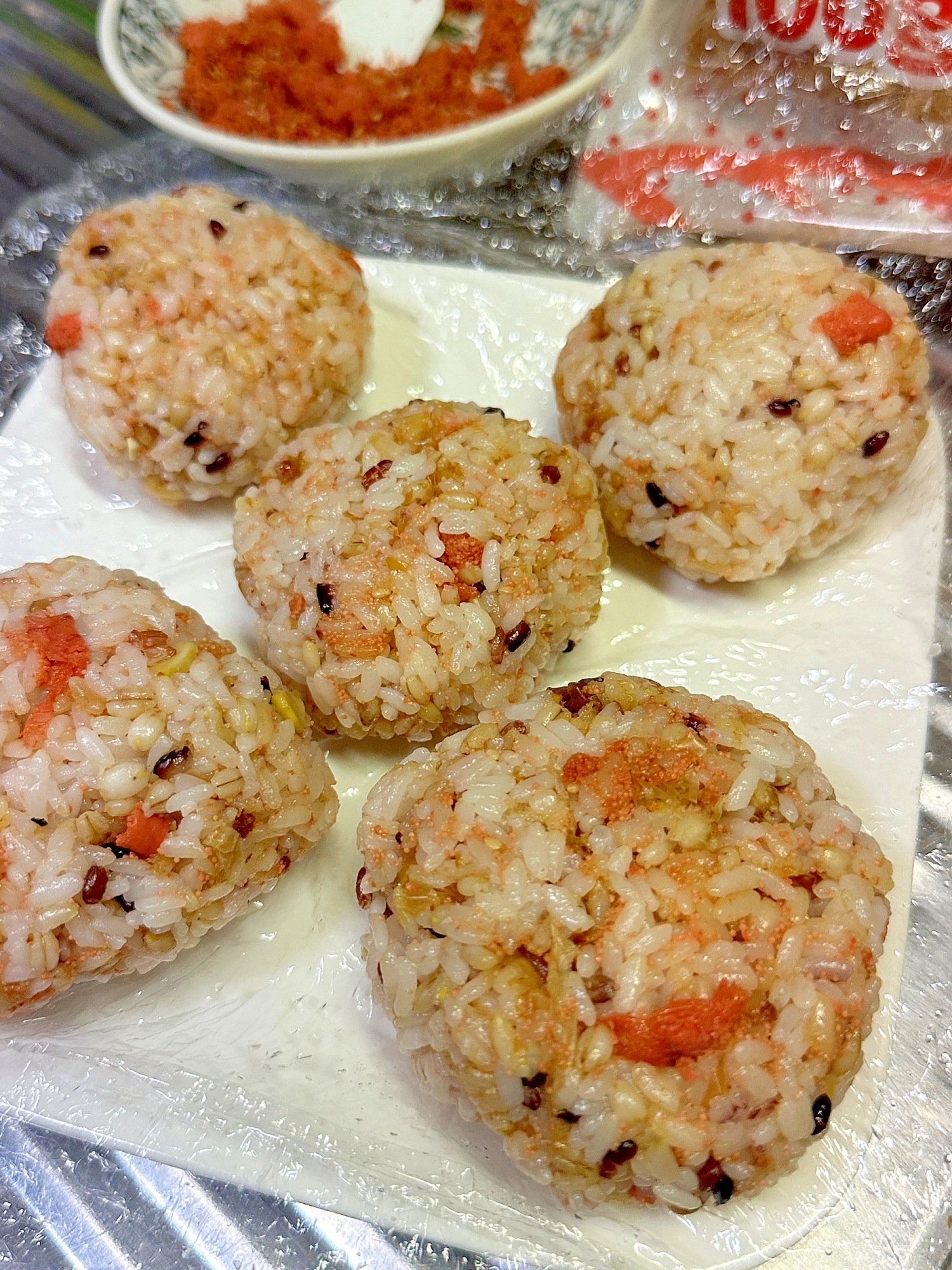 ごま入り焼き明太子とおかかたっぷり混ぜ混ぜ雑穀玉