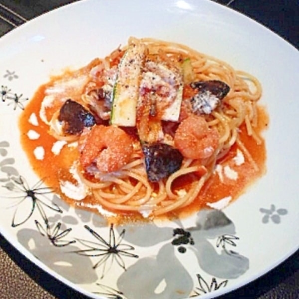 海老とズッキーニのトマトパスタ レシピ 作り方 By まめもにお 楽天レシピ 海老とズッキーニのトマトパスタ レシピ 作り方 By まめもにお 楽天レシピ