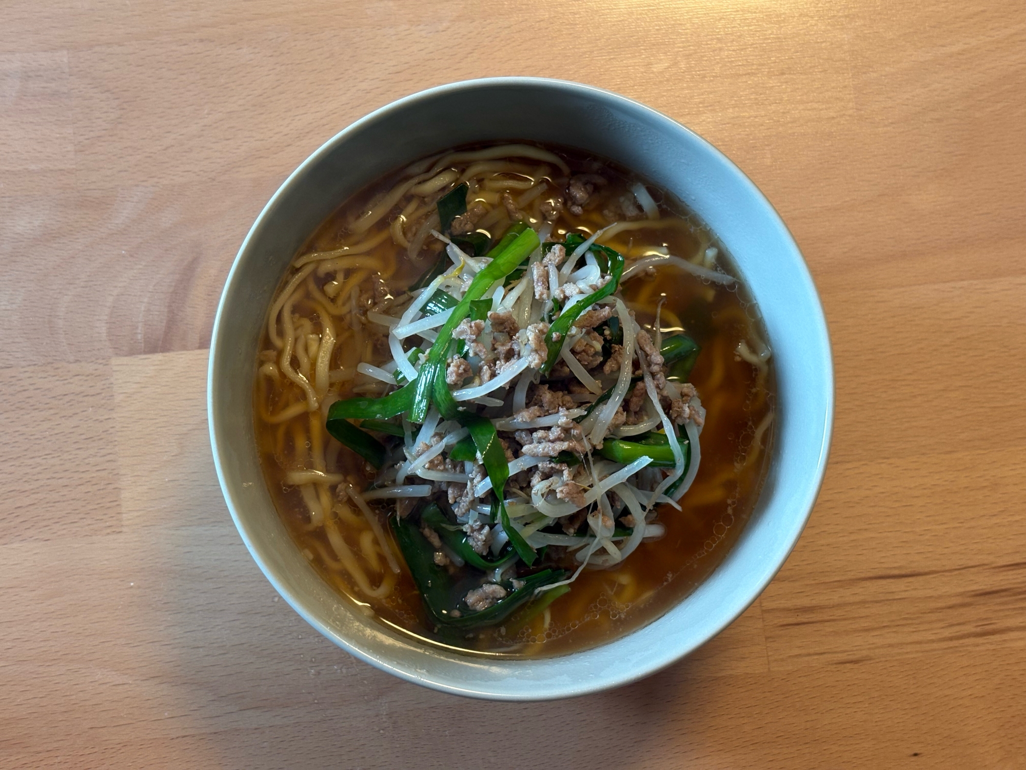豚ひき肉ともやし炒めラーメン