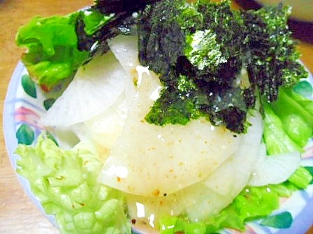 サッパリ美味しい　☆　大根・海苔サラダ