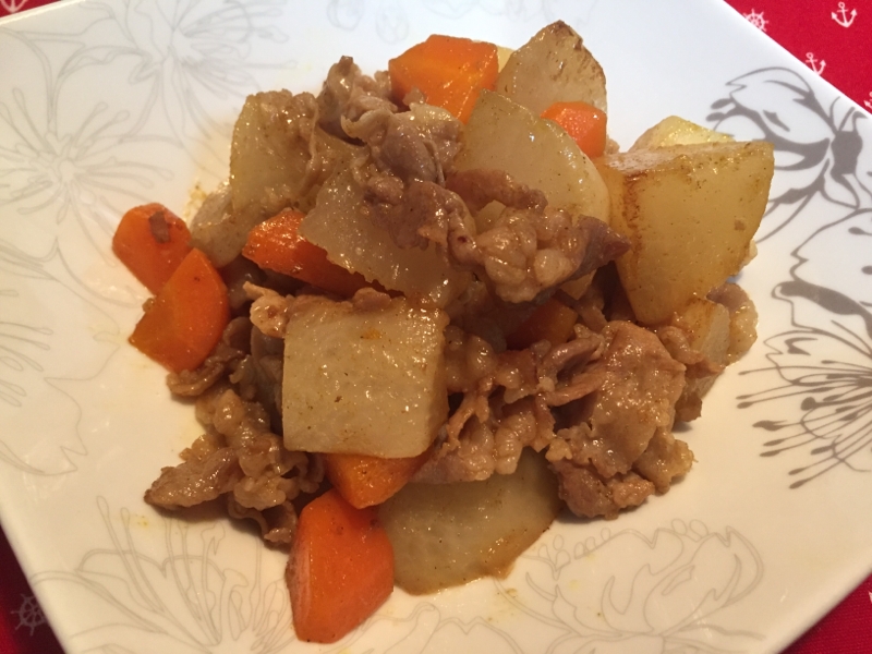 ご飯が進む！豚肉と大根の和風カレー炒め