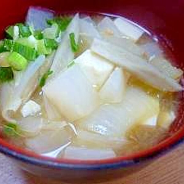 今日のお味噌汁 ごぼう 豆腐 大根 新玉ねぎ レシピ 作り方 By Megmako 楽天レシピ 今日のお味噌汁 ごぼう 豆腐 大根 新玉ねぎ レシピ 作り方 By Megmako 楽天レシピ