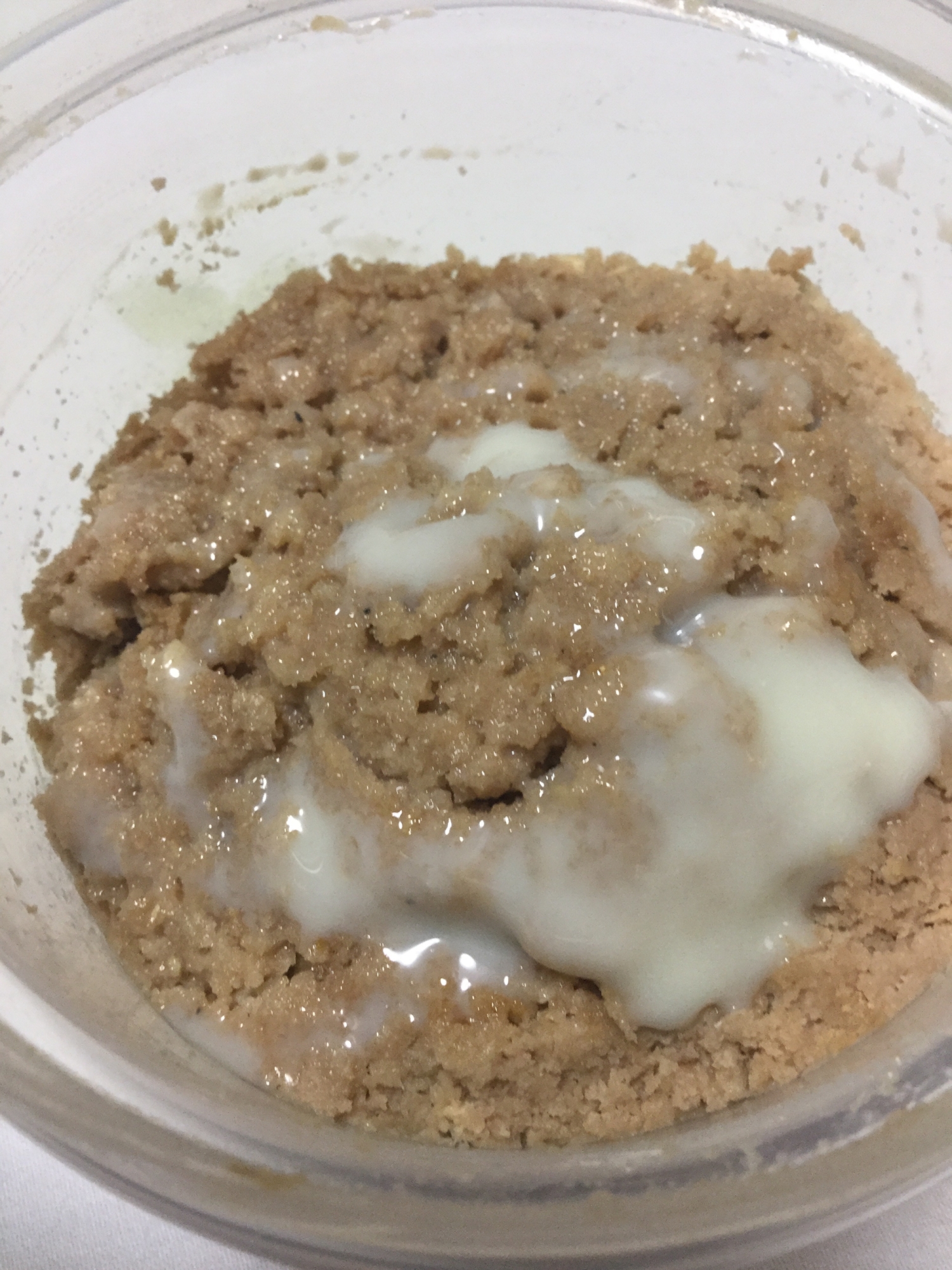 ココアで豆腐蒸しパンの練乳かけ